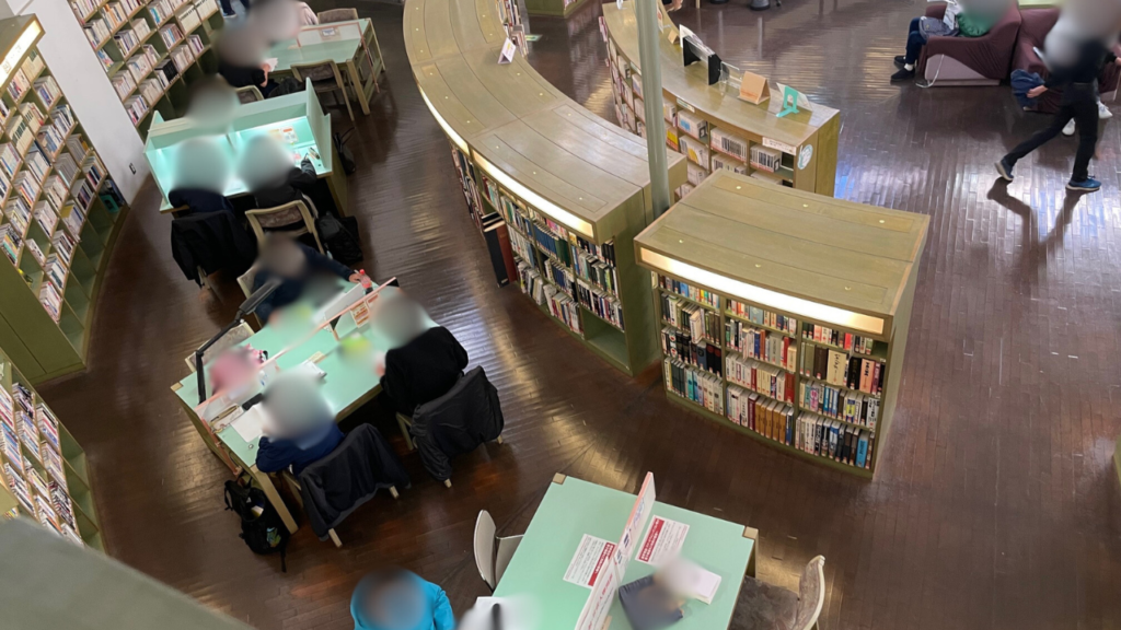 水戸市立西部図書館2階から撮影